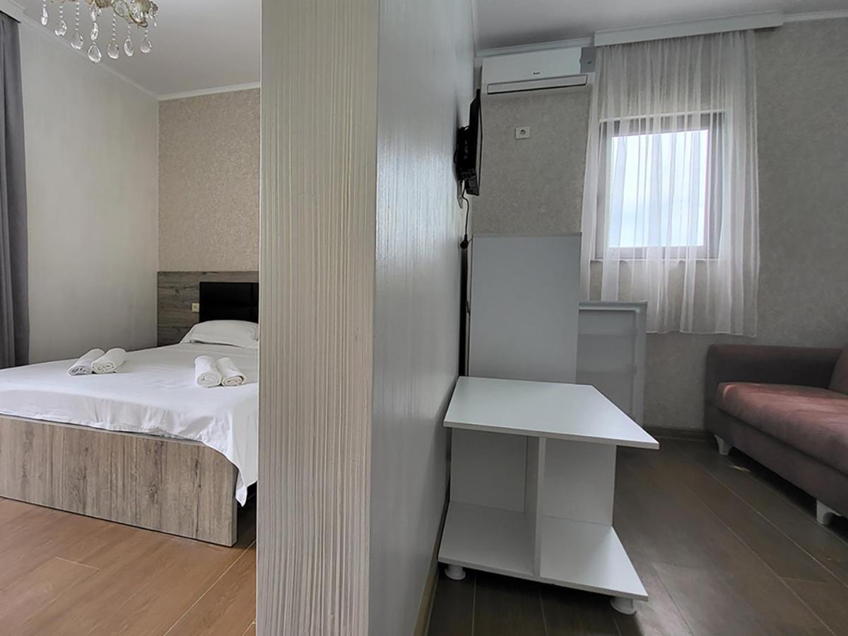 Mite Hotel Чакви Экстерьер фото